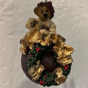 Edmund Deck the Halls Boyds Bear Bearstone Ornament #25700